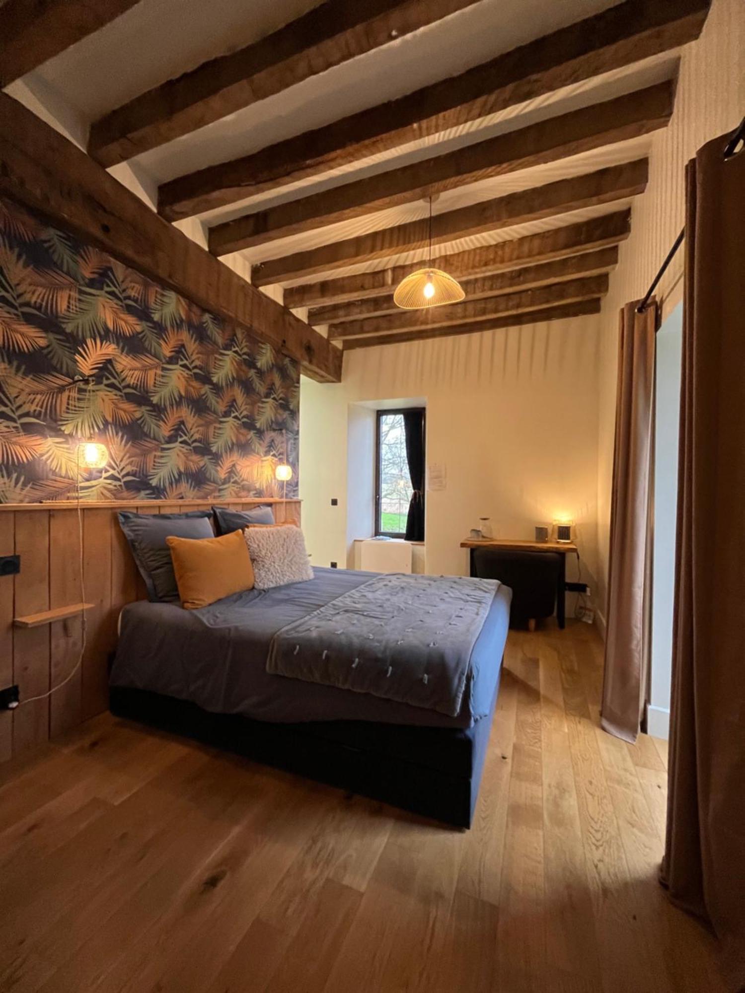 Domaine De La Bigottiere, Chambres D'Hotes Montigne-le-Brillant Екстер'єр фото